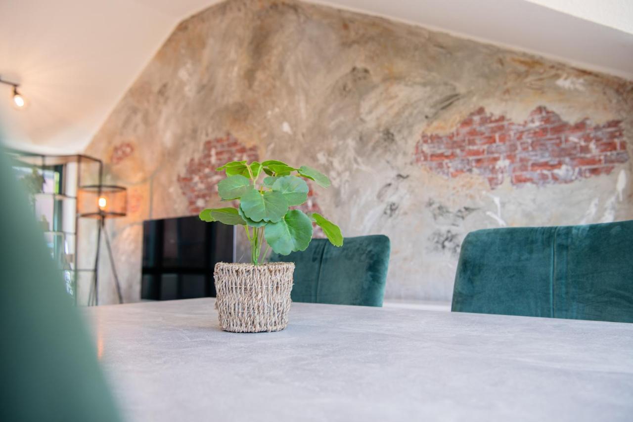 Industrie Stil Apartment Unweit Vom See Losheim Bagian luar foto
